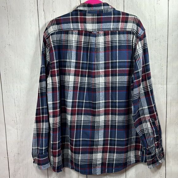 Eddie Bauer Mens Plaid Flannel Shirt Navy Burgundy Cozy Rustic Fall Outdoor - Picture 14 of 14